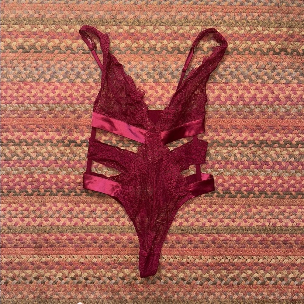 VICTORIAS SECRET MAROON RED LACE CUT OUT RIBBED BODYSUIT THONG
